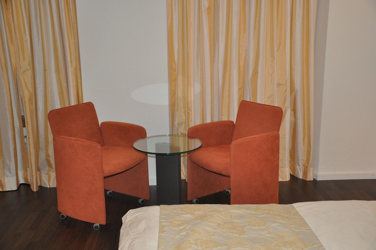 Hotel Loewen Mellingen Chambre photo
